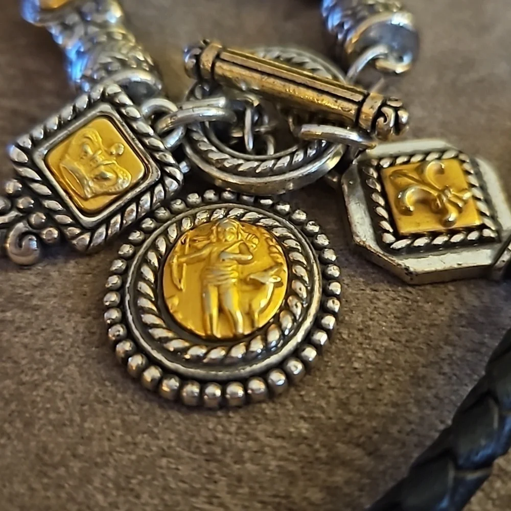 BRIGHTON 1990s Greek Mythology Cherub Fleur-de-lis Crown Charm Necklace Belt